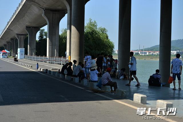 湖南82站次日高温破37℃ 下月初高温有望缓解